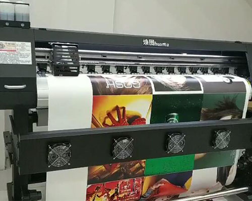 湘潭飛揚廣告現(xiàn)場測試煥圖單頭寫真機(jī)打印畫質(zhì) 簡直完美
