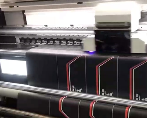 歐瑞卡uv寫真機(jī) 8800UV重型工業(yè)機(jī)穩(wěn)定輸出操作簡單