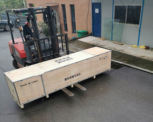 寧鄉(xiāng)興元廣告：一出手就購買五臺機器 含煥圖1.8米雙頭寫真機